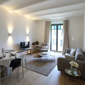 apartaments-placa-del-vi.topcostabravahotels.com/