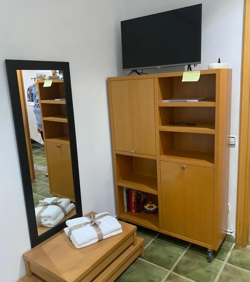 Private Rooms - Airport Sant Boi de Llobregat Alloggio in famiglia